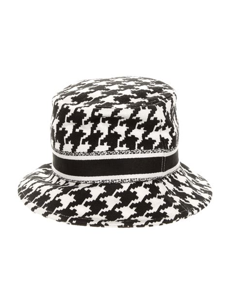 dior houndstooth hat|D.